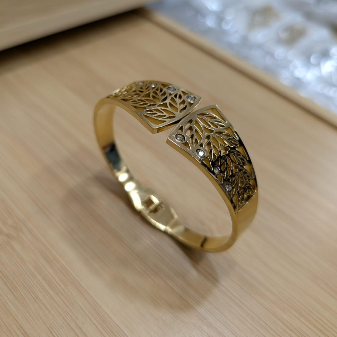Radiance 18K Gold Plated Cuff Bracelet –  Sculptural Hammered Bracelet for Women