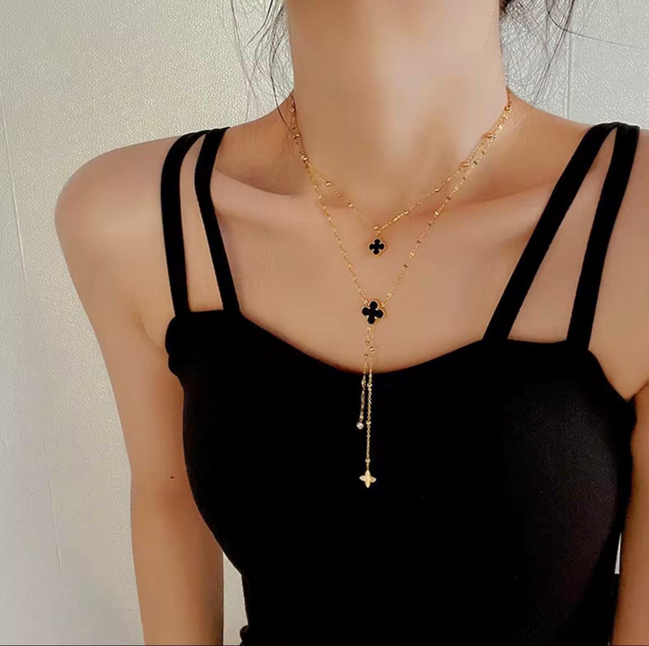 Duet Clover Necklace 18k Gold Plated