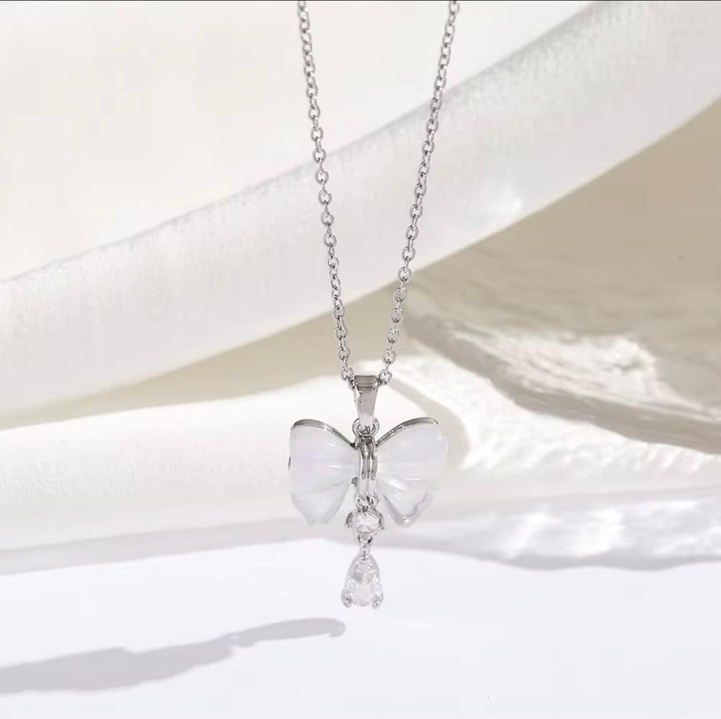 Luna 18k silver plated wing pendant necklace