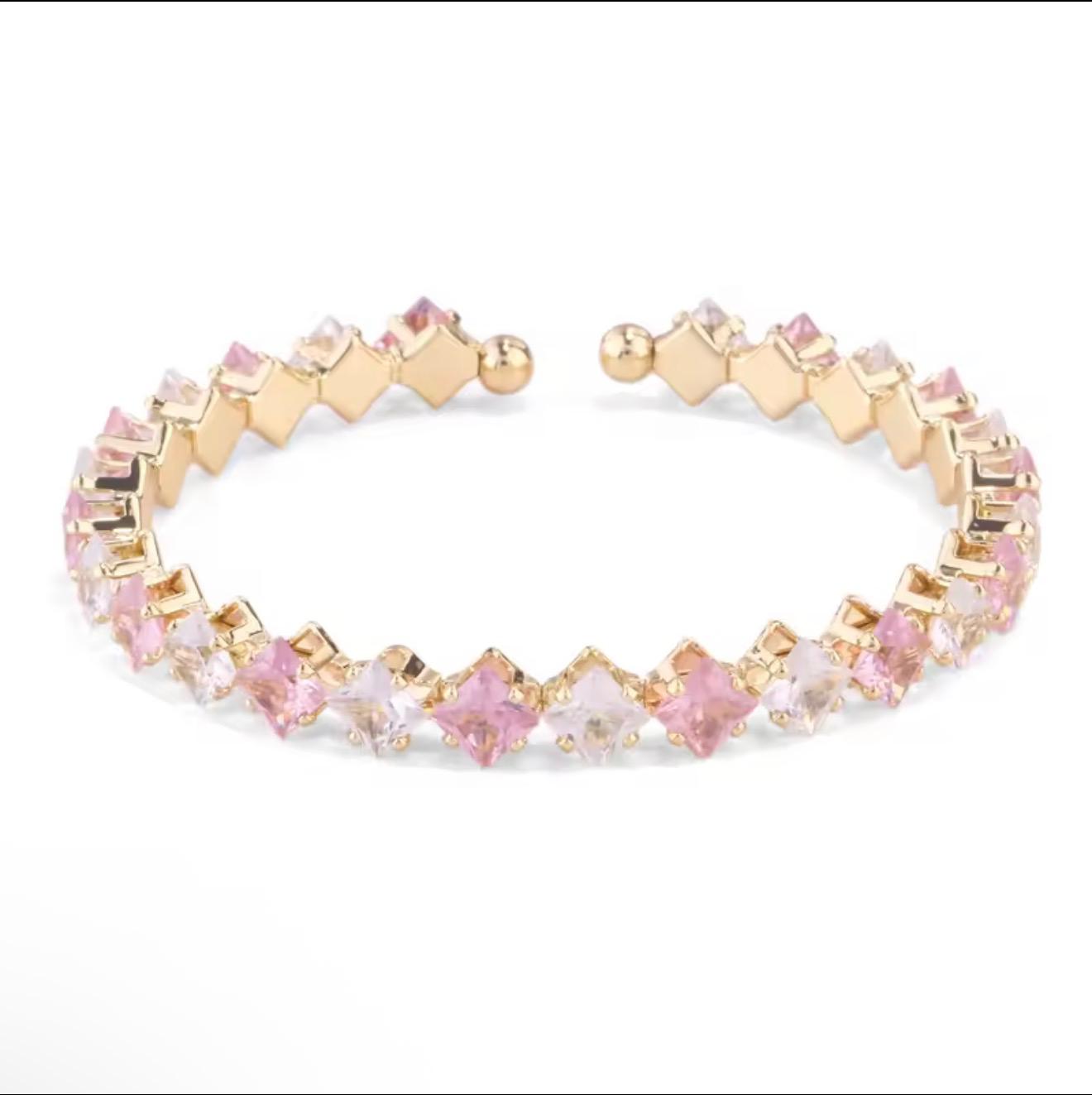 Royale 18k Gold Plated Cuff Bracelet