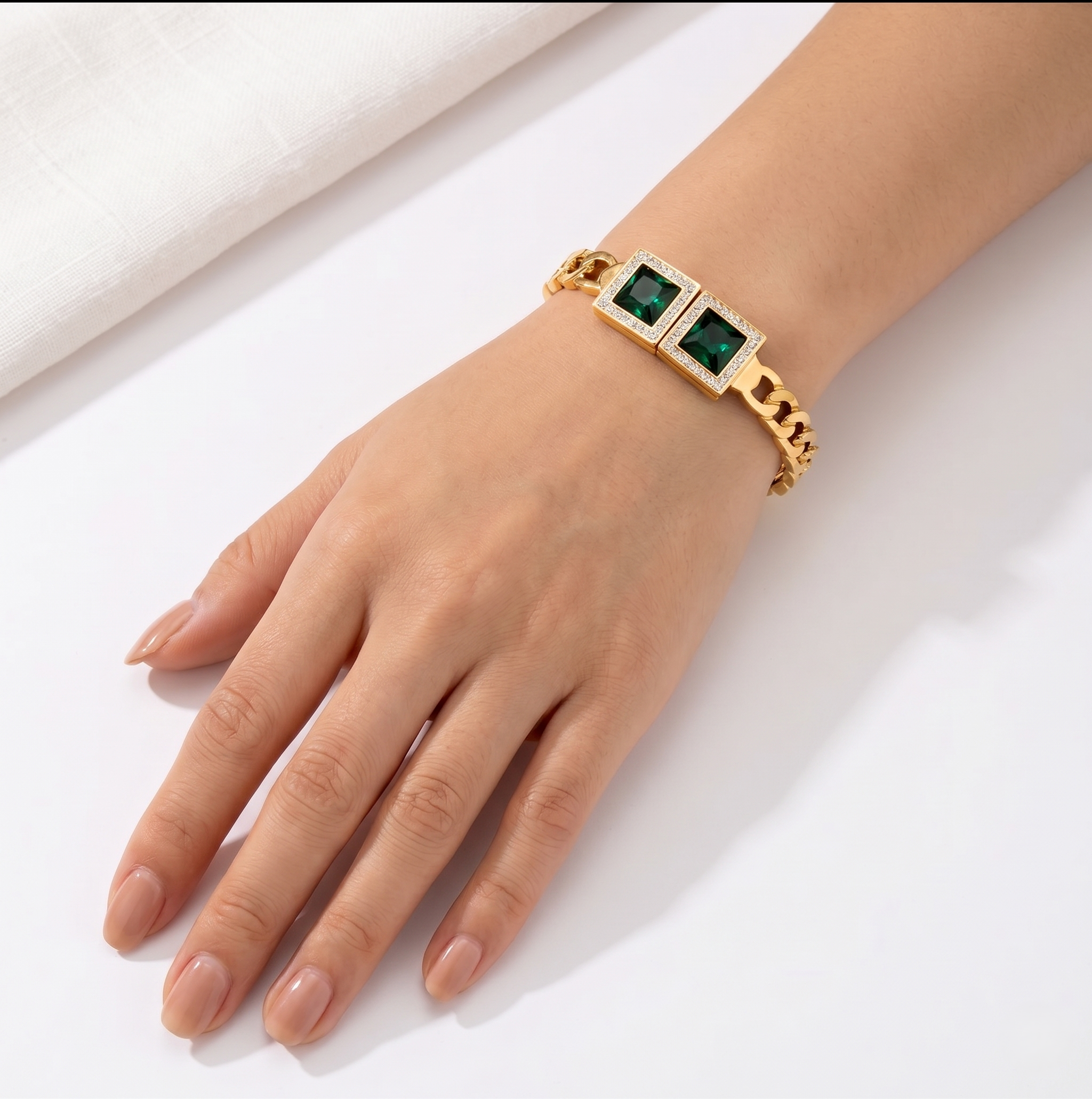 Verde 18k gold plated cuff bracelet
